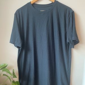 Men's Tuvalu Vuori T-Shirt-Size Medium